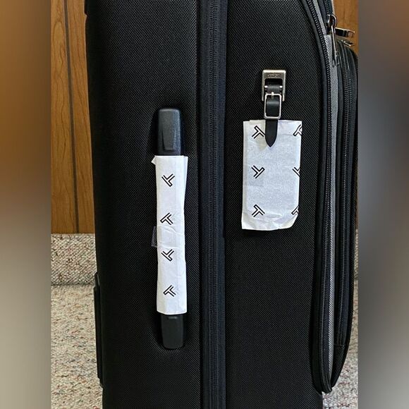 TUMI Merge International Front Lid Four-Wheel Carry-On - Picture 13 of 14